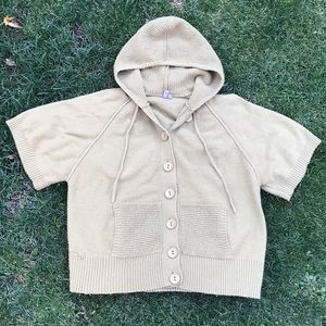 Button down•short sleeve